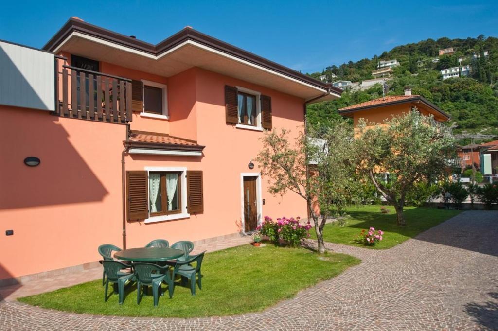 Casa Martinelli Apartment Torbole Sul Garda Exterior foto